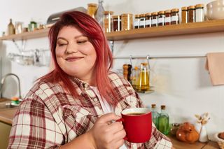 Polacy odkrywają ten sposób na odchudzanie. Sekret tkwi w porannej kawie