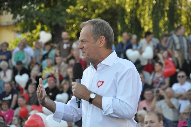 Donald Tusk, lider Platformy Obywatelskiej w Skarżysku-Kamiennej (Świętokrzyskie)