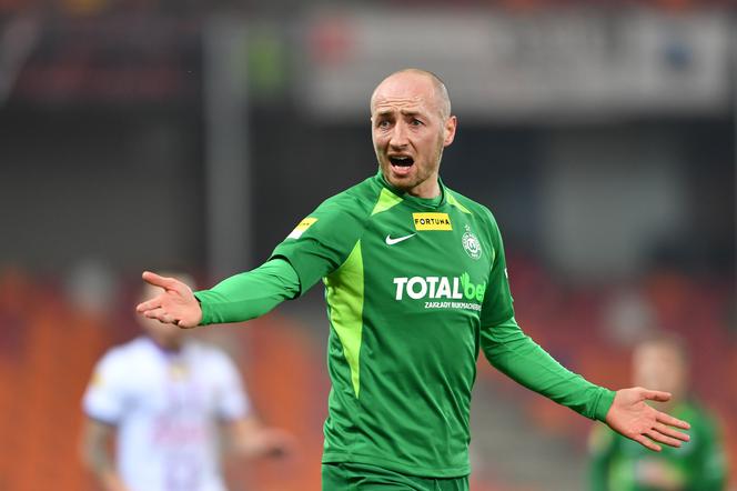 Łukasz Trałka przedłużył kontrakt z Wartą o kolejny sezon.