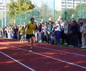 Nowoczesna bieżnia lekkoatletyczna pojawiła się w żorskiej szkole. To wybór mieszkańców