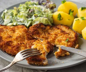 Świat kocha nasze schabowe. Polski kotlet wysoko w słynnym rankingu