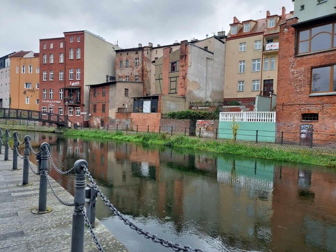 Wenecja Bydgoska ma niepowtarzalny klimat. Tak wyglądała 90 lat temu, a tak zmieniła się dziś [ZDJĘCIA]