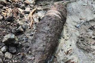 Niewybuch z II wojny światowej znaleziony pod Lwówkiem Śląskim. Policja apeluje o ostrożność!