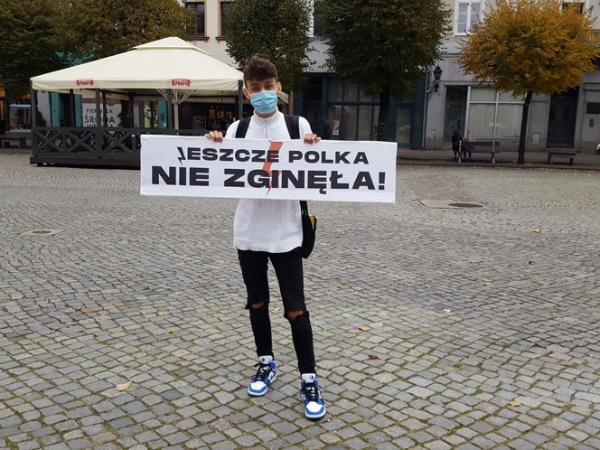 Idą lwice na ulice. Mieszkańcy Leszna znów protestują