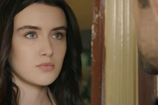 Wichrowe wzgórze odc. 292-293. Zeynep wybiera wolność zamiast miłości! Nikt nie spodziewał się takiego finału