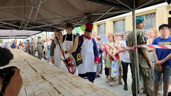 Rzeszów Najdłuższa Kremówka w Polsce