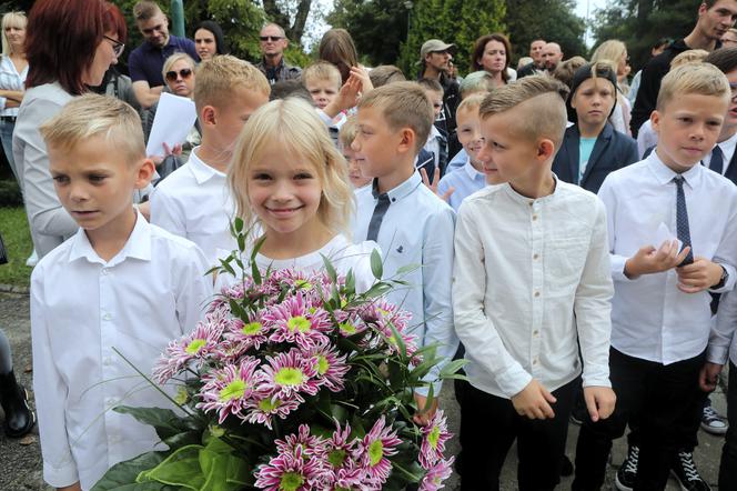 Rozpoczęcie roku szkolnego w Łodzi. Uczniowie wracają do szkoły!