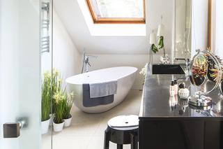 Poddasze z łazienką