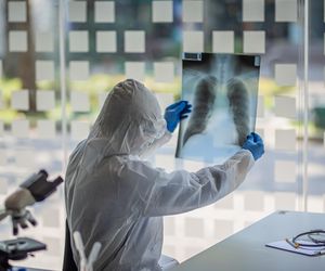 Pacjenci z COVID-19 bez tlenu. W poznańskim szpitalu tymczasowym rusza śledztwo