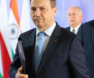 Tak się stroi Radosław Sikorski 