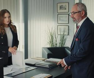 	M jak miłość odc. 1753. Anita (Melania Grzesiewicz), Adam Werner (Jacek Kopczyński)