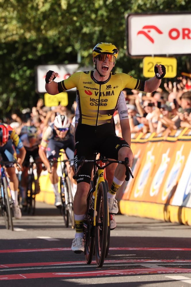 Tour de Pologne 2025. Młody Brytyjczyk triumfuje w Zakopanem. Walka o koszulkę lidera wchodzi w decydującą fazę