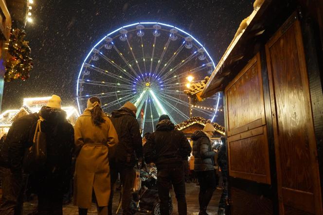 Magia świąt opanowała miasto! Byliśmy na Bydgoskim Jarmarku Świątecznym 