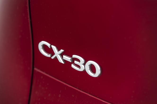  Mazda CX-30 2.0 Skyactiv-G 150 KM Hikari