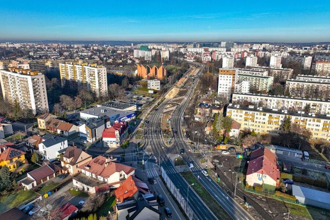 Na kilku ulicach w Krakowie zmieni się organizacja ruchu. Kierowcy muszą liczyć się z utrudnieniami