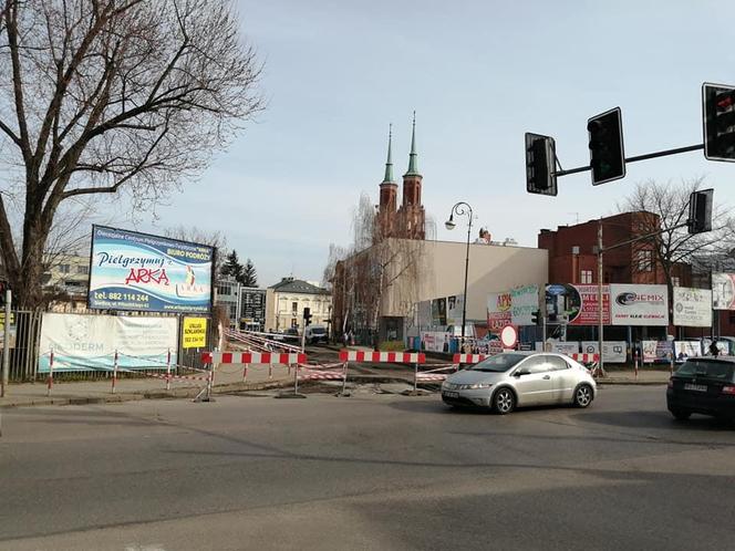 Utrudnienia w centrum Siedlec. Ruszył remont Cmentarnej i Niedziałka.