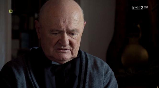 M jak miłość, odc. 1441. Ksiadz (Maciej Damięcki)