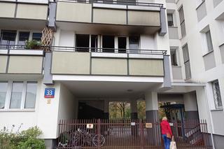 Pożar bloku w Warszawie, młoda kobieta spaliła się w kuchni [ZDJĘCIA]