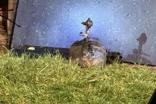 Zwęglone ciało człowieka w spalonym budynku. Tragiczny pożar w Warszawie