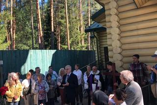 Putinowcy nie wpuścili Polonii na cmentarz