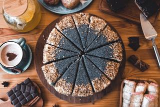 Ciasto euforia - fantastyczny kawowy placek z kremem czekoladowym i masą makowo-orzechową