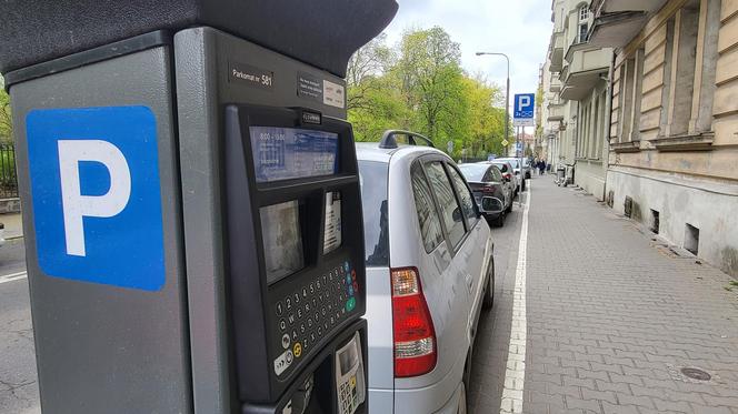 Parkowanie - najdroższe w Polsce! I to znacznie droższe niż w innych miastach! 