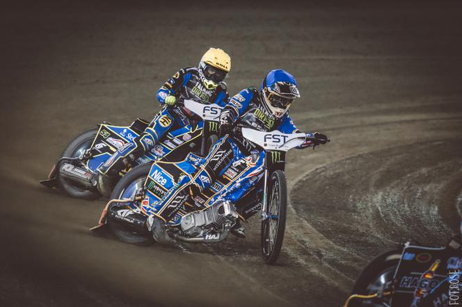 Bartosz Zmarzlik obronił tytuł mistrza świata na Motoarenie. Zdjęcia z toru i trybun
