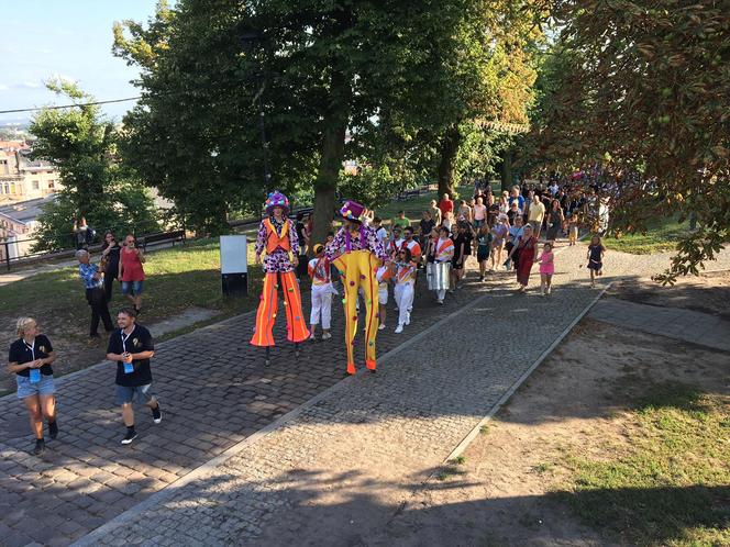 Parada z okazji otwarcia Balonowych Mistrzostw Świata Juniorów w Grudziądzu