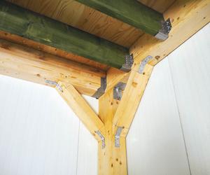 łączenie konstrukcji drewnianej