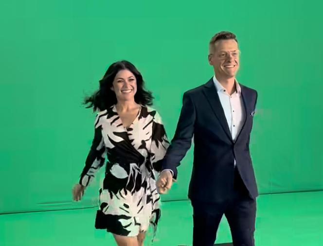 M jak miłość, nowa czołówka. Kinga Zduńska (Katarzyna Cichopek), Piotrek Zduński (Marcin Mroczek)