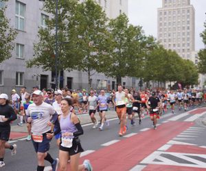 Uczestnicy Maratonu Warszawskiego 2025