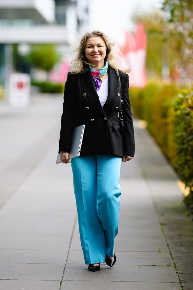 Z korporacji przesiadła się do taksówki