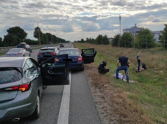 Podawali się za funkcjonariuszy CBŚP. W ten sposób wyłudzili od seniorów ponad 300 tys. zł 