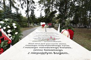 Tak wygląda grób Kornela Morawieckiego w 6. rocznicę śmierci