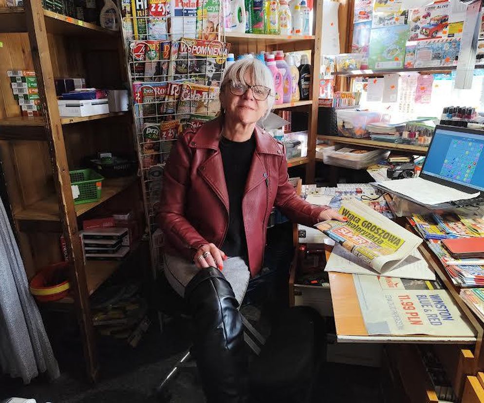 Prowadzi swój kiosk już 34 lata. Pani Grażyna to legenda Krakowa. Jej historia jest niezwykła! 