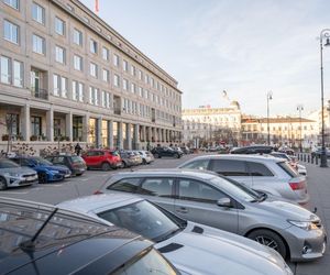 Więcej zieleni pojawi się na pl. Trzech Krzyży
