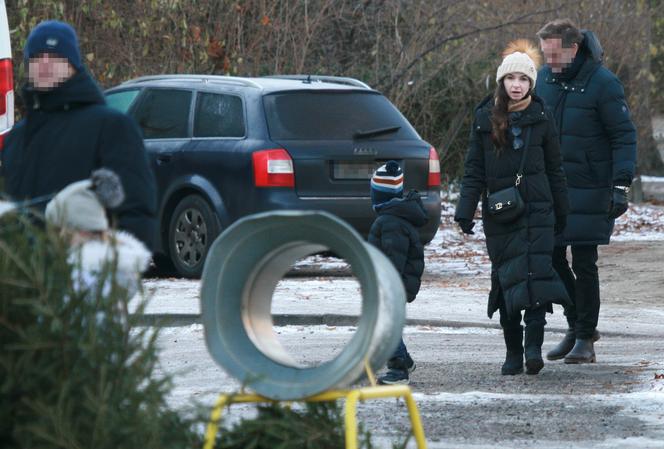 Marta Kaczyńska z synem i mężem kupują choinkę! Ruszyli na świąteczne zakupy