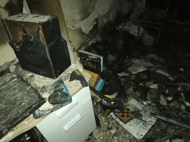 Ruda Śląska: W pożarze stracili mieszkanie. Teraz proszą o pomoc. [ZDJĘCIA]