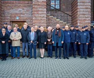 Oto 12 nowych wozów policyjnych. Zobacz, czym będą jeździć wrocławscy funkcjonariusze!