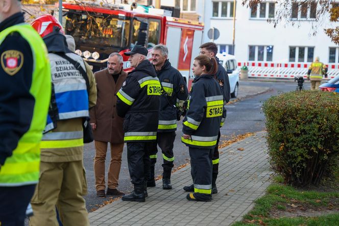 Wielka ewakuacja we Wrześni. Ponad 360 osób musiało opuścić swoje mieszkania! [ZDJĘCIA]