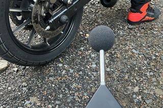 Policjanci z Bielska-Białej walczą z amatorami wiejskiego tuningu. Nic już nie zakłóci nocy?