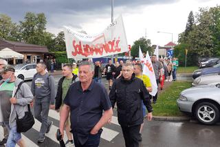 Związkowa Solidarność w MAN BUS nadal protestuje! Dziś przed zakładem było głośno