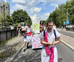 Juwenalia Śląskie rozpoczęte. Korowód przeszedł ulicami Katowic