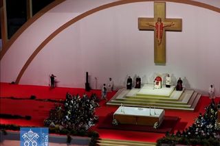 Papież do młodych na Tor Vergata o decyzjach, które nadają życiu sens