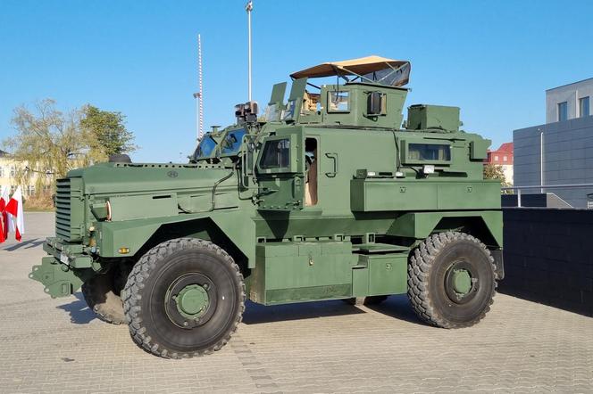 MRAP Cougar 4x4