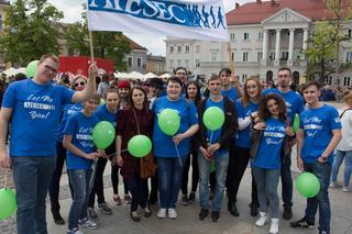 Młode, ambitne osoby mogą dołączyć do oddziału AIESEC w Kielcach. Trwa rekrutacja