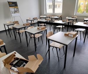 W budynku BCU nr 2 w Siedlcach znajduje się duża hala i 11 sal szkoleniowych, które zostały bardzo nowocześnie wyposażone.