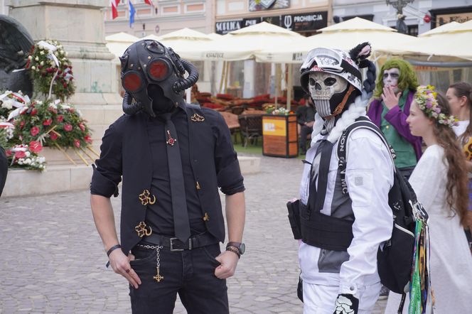 Rzeszowskie Juwenalia rozpoczęte. Barwny korowód przeszedł przez miasto