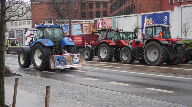 Protest rolników w Olsztynie 21 lutego. Co dzieje się w centrum?