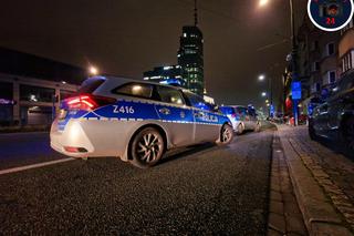 Wielki pościg w Warszawie. Naćpany Ukrainiec potrącił policjanta i rzucił się do ucieczki. „Przewiózł funkcjonariusza na masce kilkadziesiąt metrów”